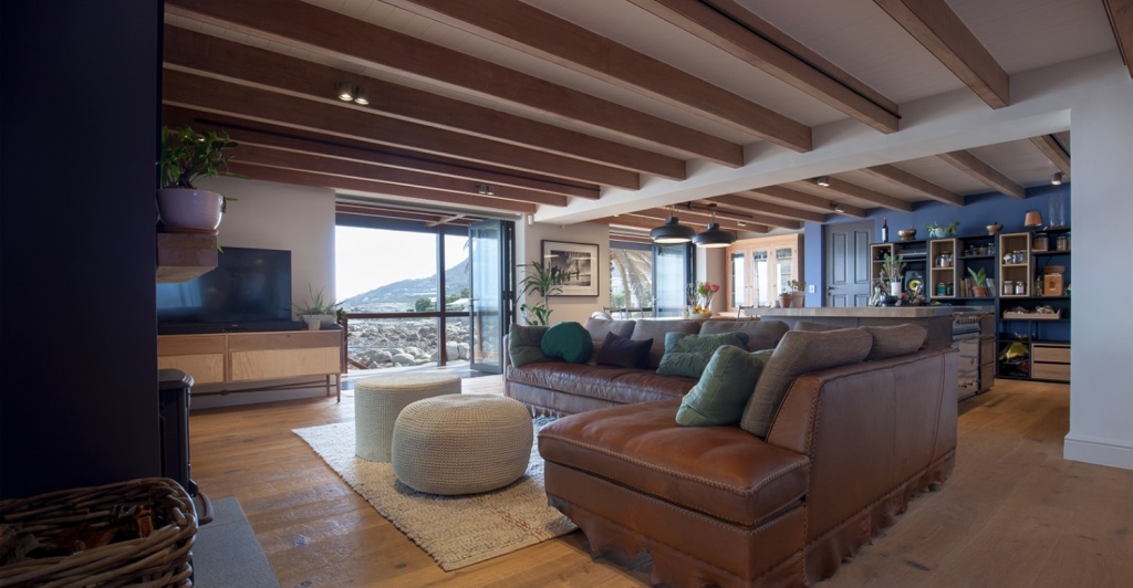 bonneval-engineered-oak-flooring-bungalow-living-room