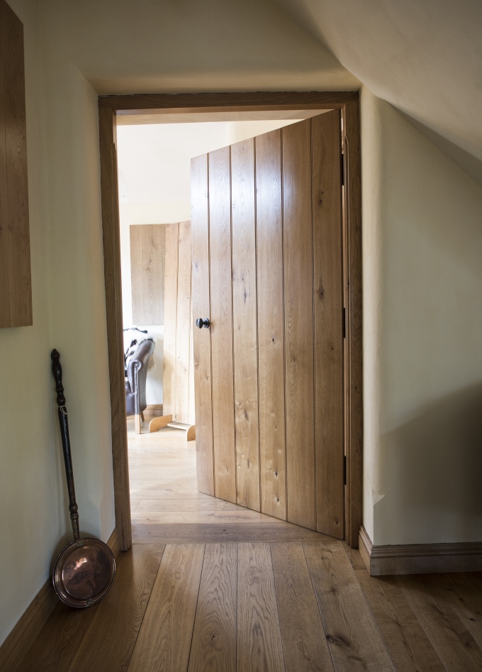 Showroom-Solid-Oak-Door