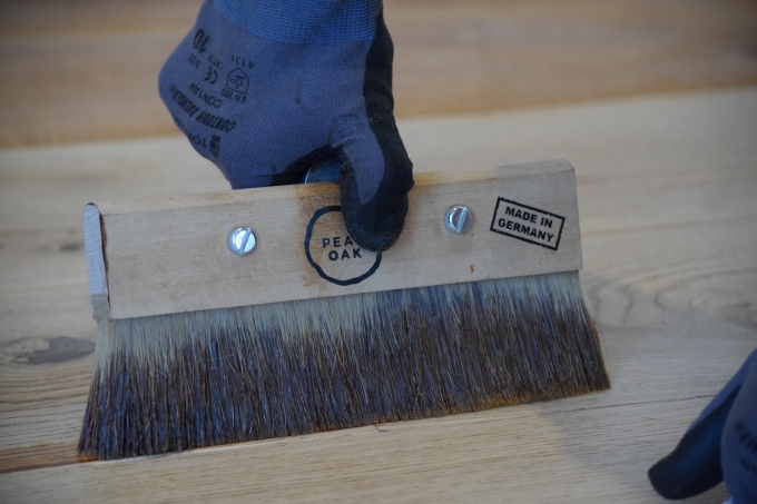 Peak Oak Floor Brush Application