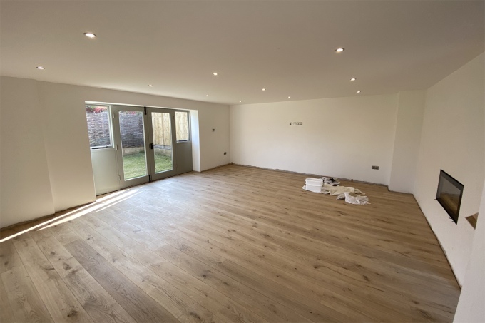 Unfinished Oak Flooring Room