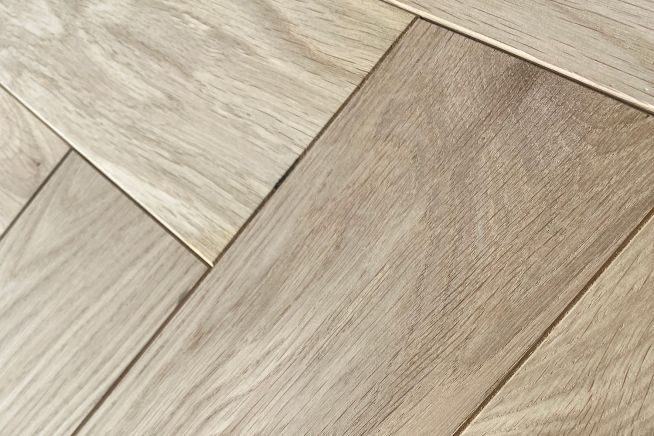 Herringbone Parquet Engineered Oak Flooring Prime Grade