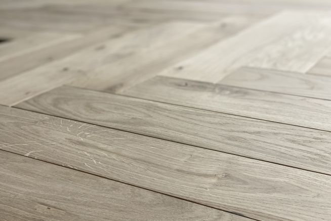 Herringbone Parquet Engineered Oak Flooring Select Grade