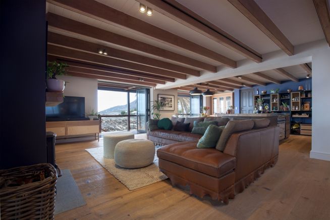 bonneval-engineered-oak-flooring-bungalow-living-room