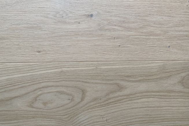barbara-engineered-oak-flooring-boards-close-up