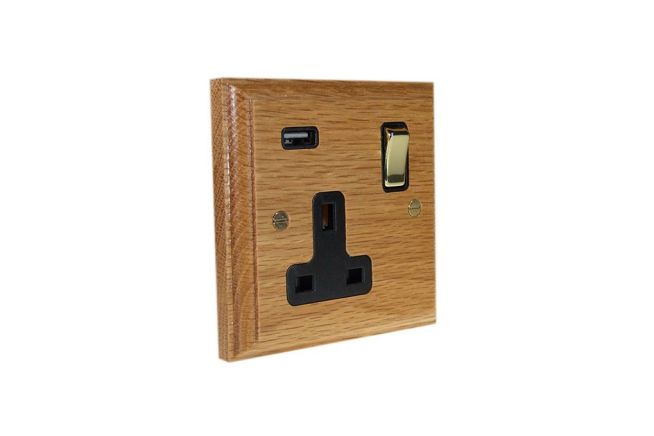 usb-charging-socket-1gang-polished-brass-light-oak