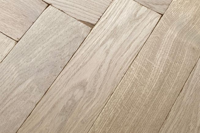 age-old-rosenborg-parquet-solid-oak-flooring-close-up-angled