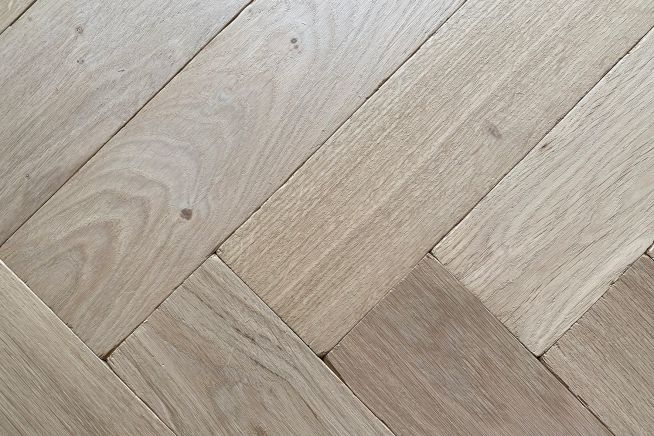 age-old-rosenborg-parquet-solid-oak-flooring-close-up