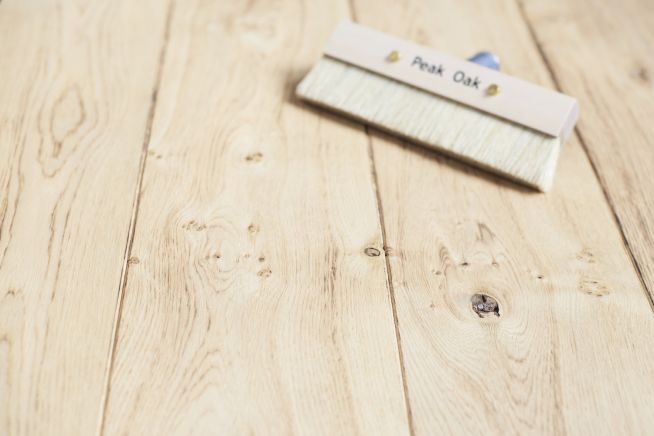 light-distressed-oak-flooring-boards-floor-brush