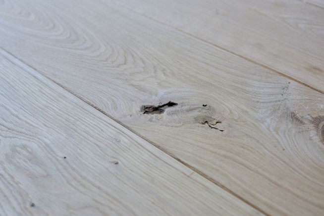 unfinished-rustic-grade-oak-flooring-angled